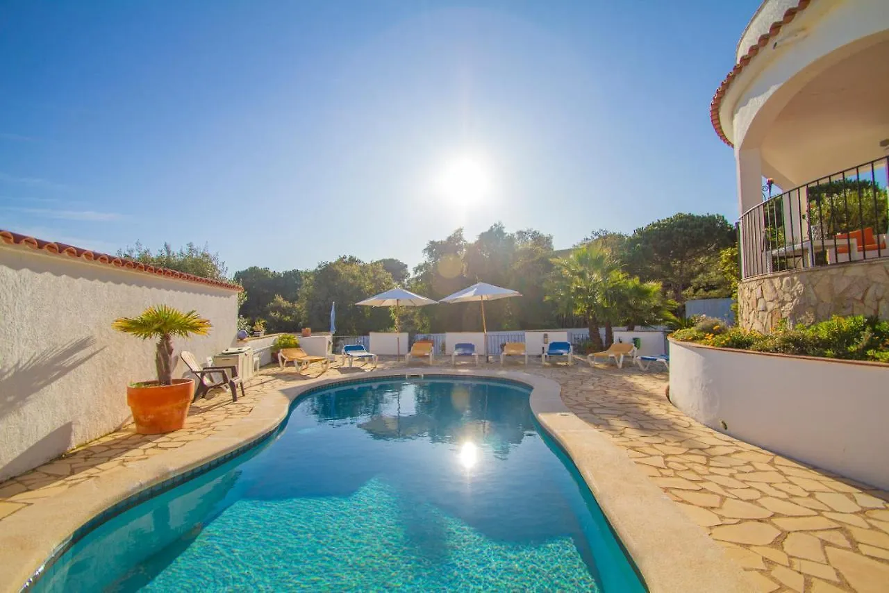 Club Villamar - Lisa Calonge  Spain